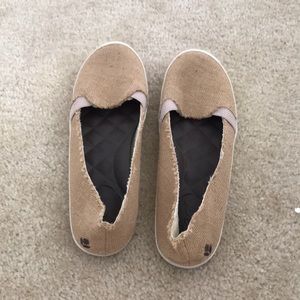 Worn once reef flats